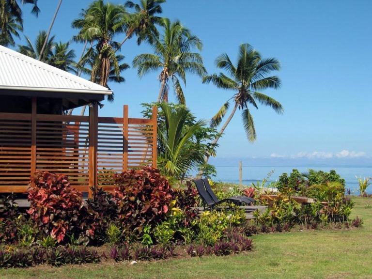 Aroha Taveuni Beachfront Bures Waiyevo Екстер'єр фото